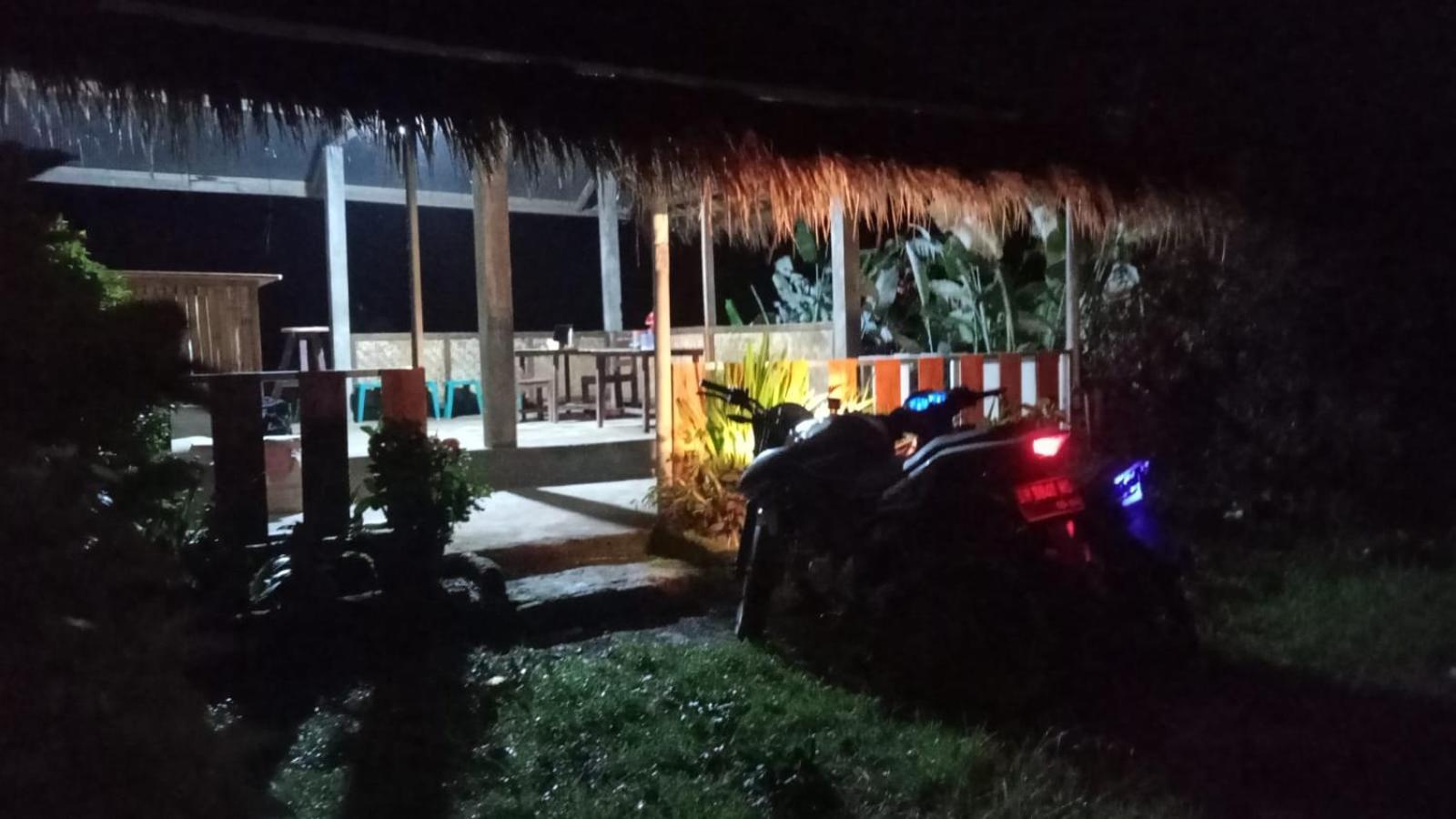 Bayan Exotic Homestay Senaru Buitenkant foto