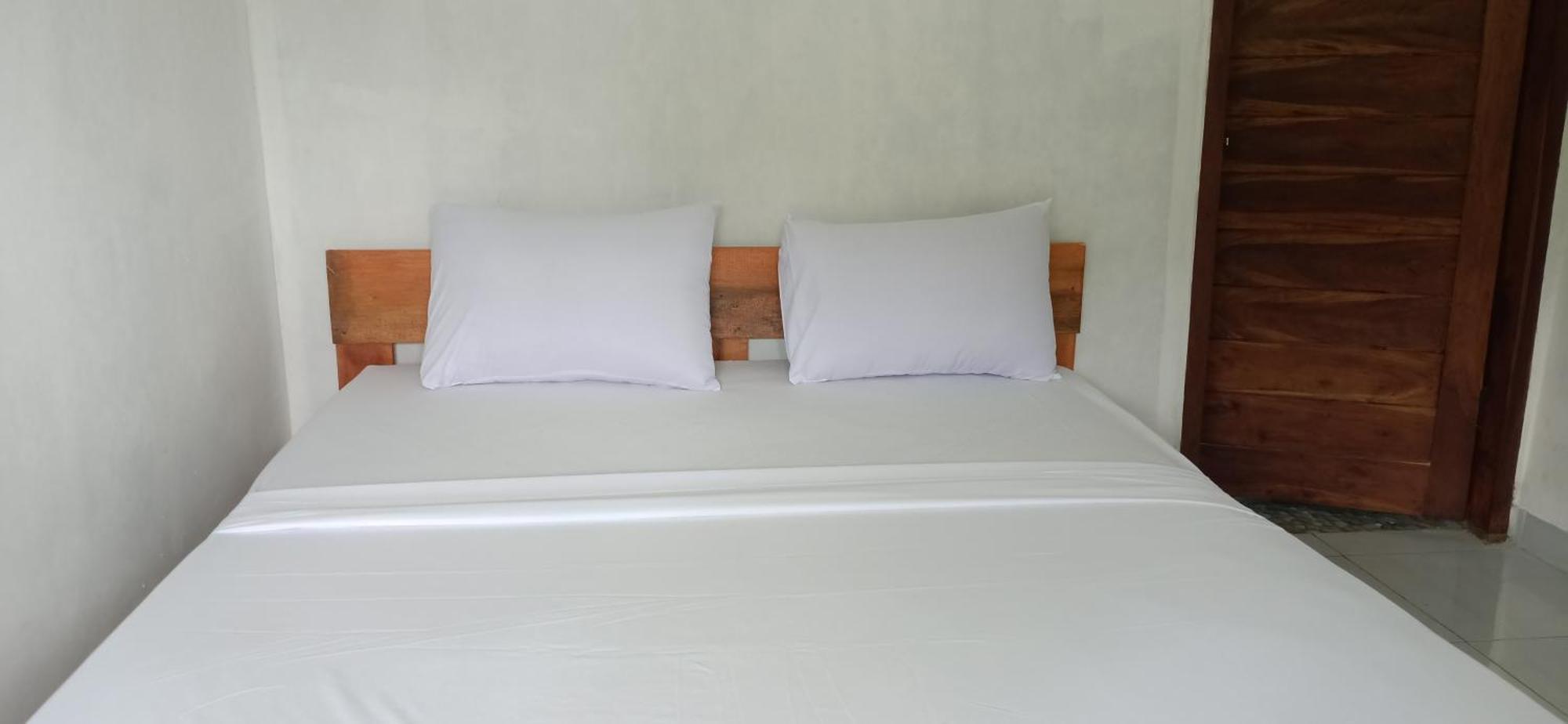 Bayan Exotic Homestay Senaru Buitenkant foto
