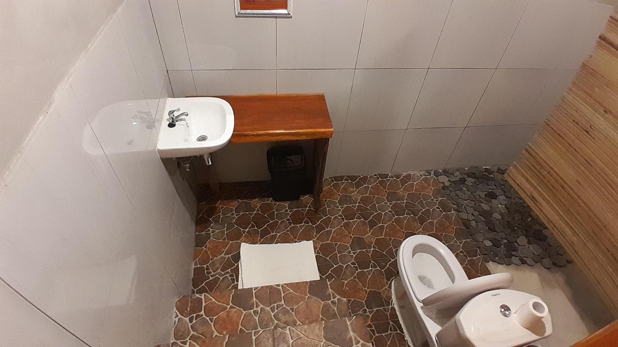 Bayan Exotic Homestay Senaru Buitenkant foto