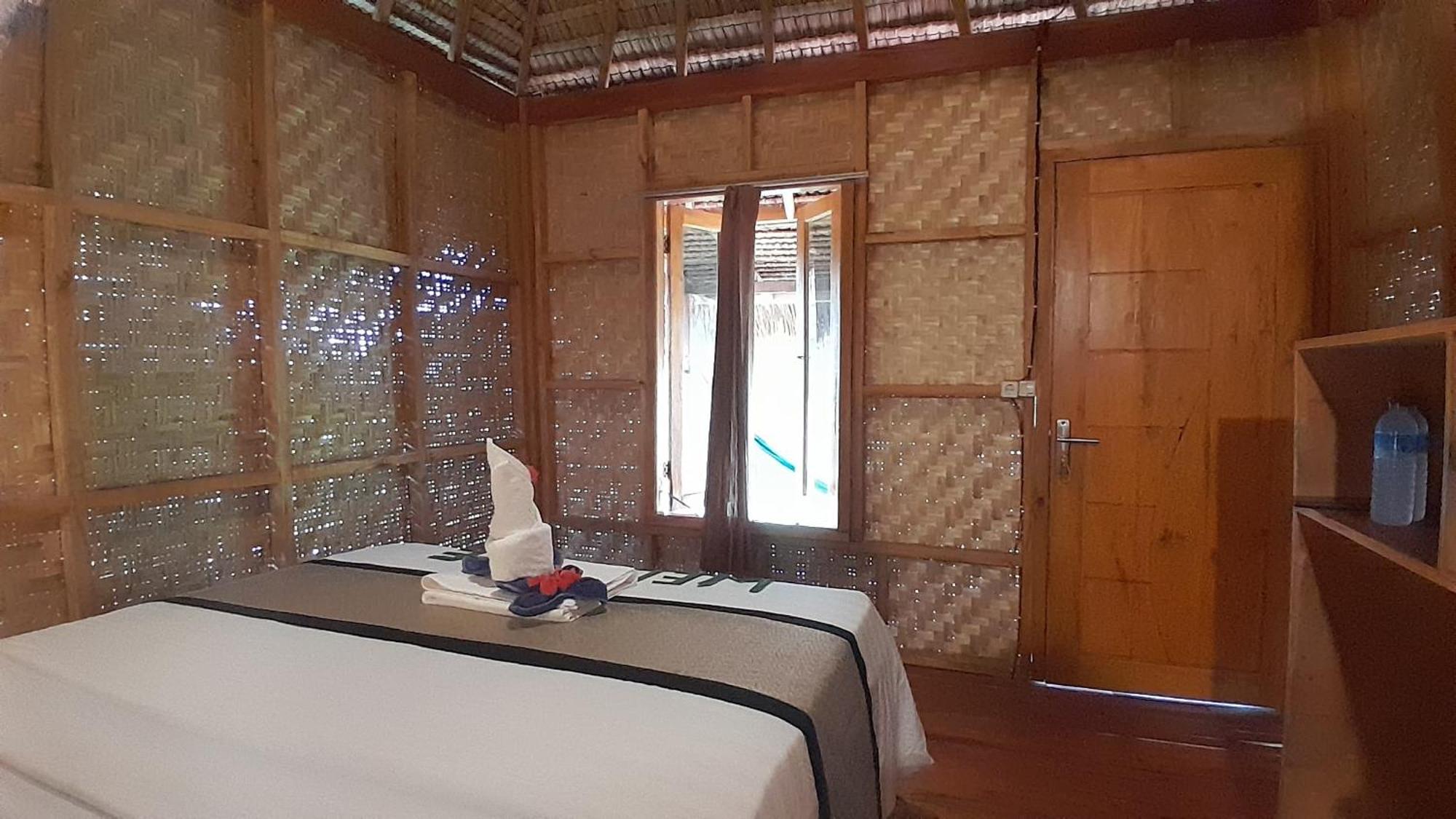Bayan Exotic Homestay Senaru Buitenkant foto